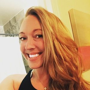 Meet your Posher, Laurel