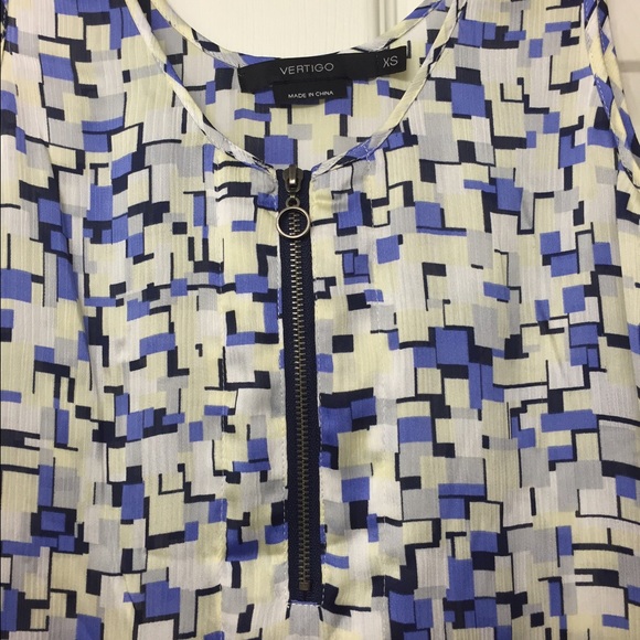 Tank top mini dress with cute front zipper & belt - Picture 4 of 4