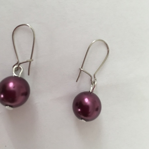 Earring - Picture 3 of 4