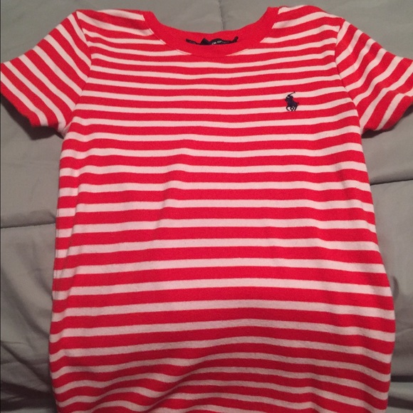 Red/white polo shirt