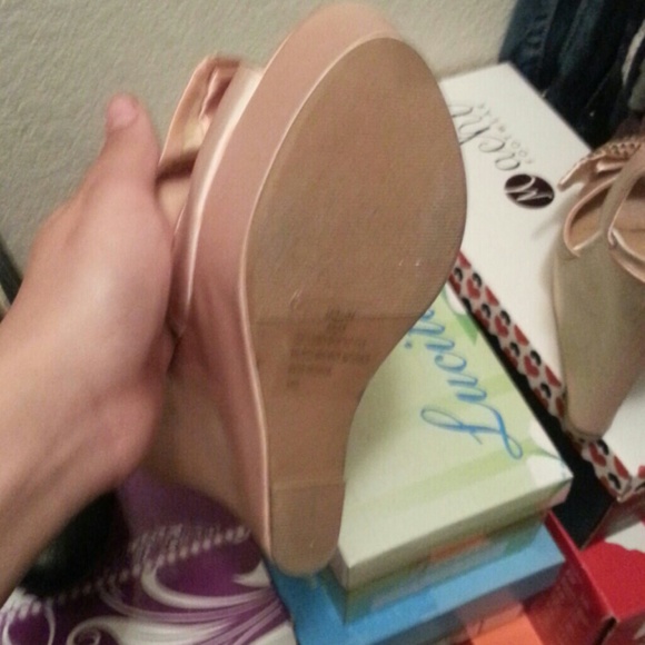 High heels - Picture 4 of 4