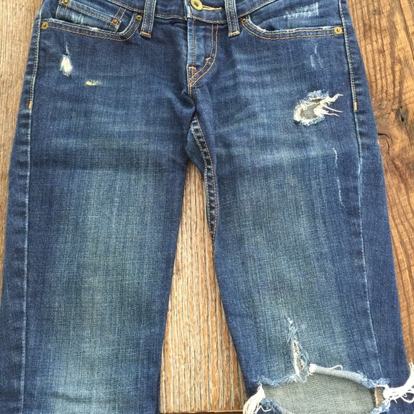 Levi Destroyed Denim Jeans!