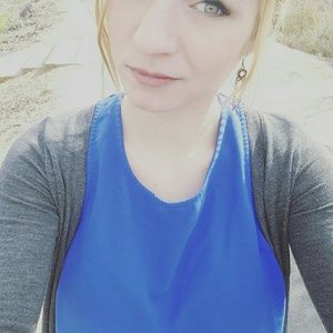 Meet your Posher, Hayley