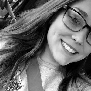 Meet your Posher, Brianna
