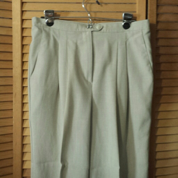 Pants - Picture 2 of 4