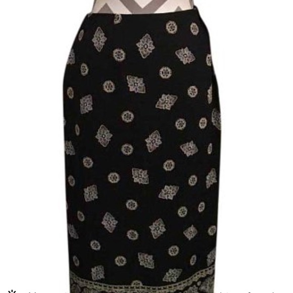 ✂️Last Call✂️ ➕Navy Blue Chaus Skirt-134