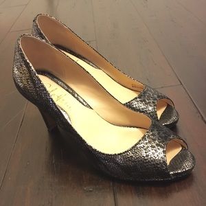 Cole Haan metallic print heels pumps size 6.5