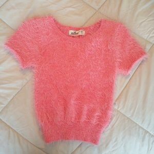 Hollister PINK fuzzy crop top
