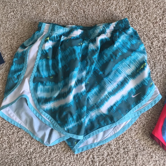 Nike shorts small