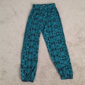 Brand new without tags , cute flowy pants