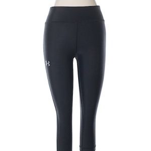 UA black cropped leggings