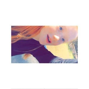 Meet your Posher, Caleigh