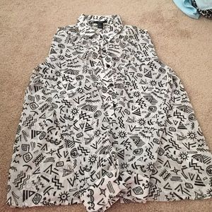 Very cute different button down