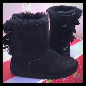 Authentic Uggs Girls size 3