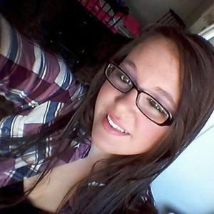 Meet your Posher, Izabelle