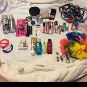 HUGE MAKE UP / BEAUTY BUNDLE!!