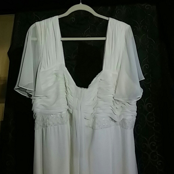 Davids Bridal Ivory Dress - Picture 1 of 4