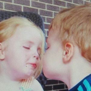 Meet your Posher, Holly