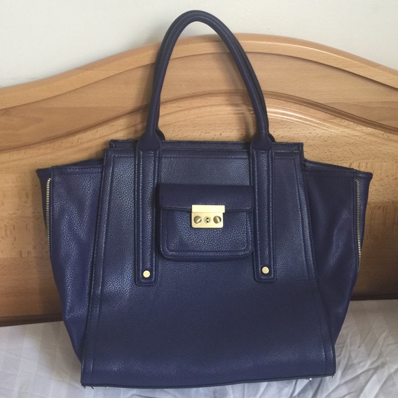 Mint condition tote bag