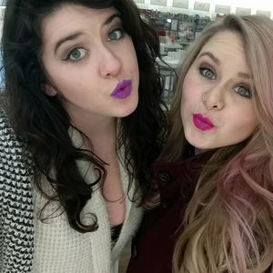 Meet your Posher, Liz