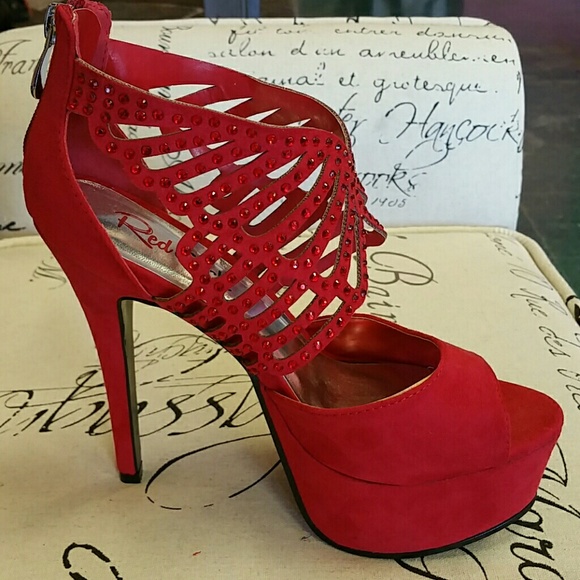 RED CIRCLE Red Butterfly Heels - Picture 2 of 4
