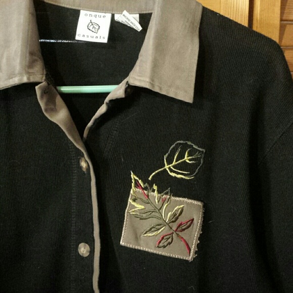 Shirt - Picture 2 of 4