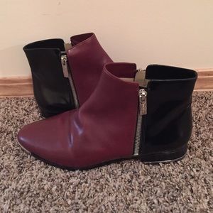 Cindra ankle boot.