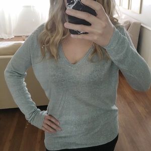 Theory long sleeve knit shirt