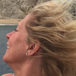 Meet your Posher, Charlene