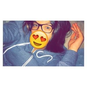 Meet your Posher, Ahlissa