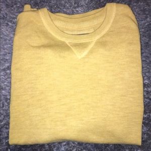 🔎CLEARANCE🔍 Round neck yellow sweater H&M size L