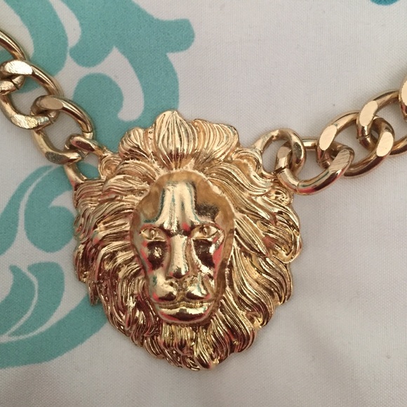 Very cute gold necklace - Picture 2 of 2