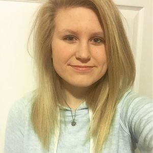 Meet your Posher, Joy