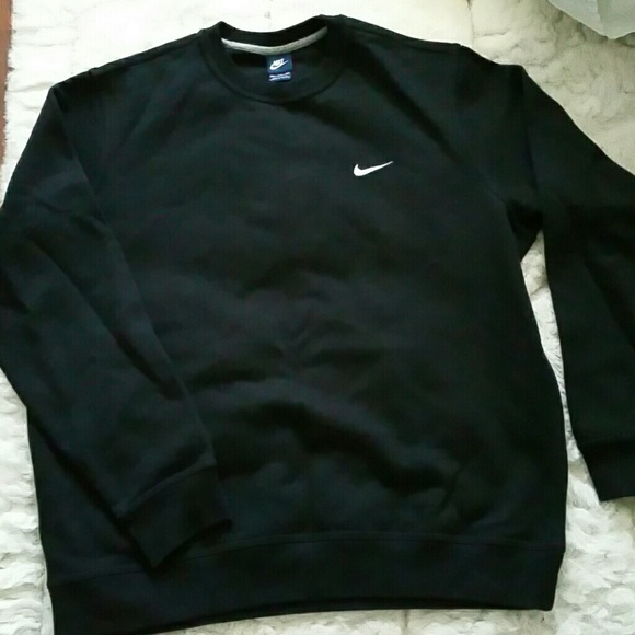 NEW MEN'S NIKE SWEATSHIRT