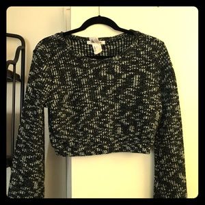 Crop top sweater