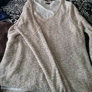 Maurice's size 3 sweater
