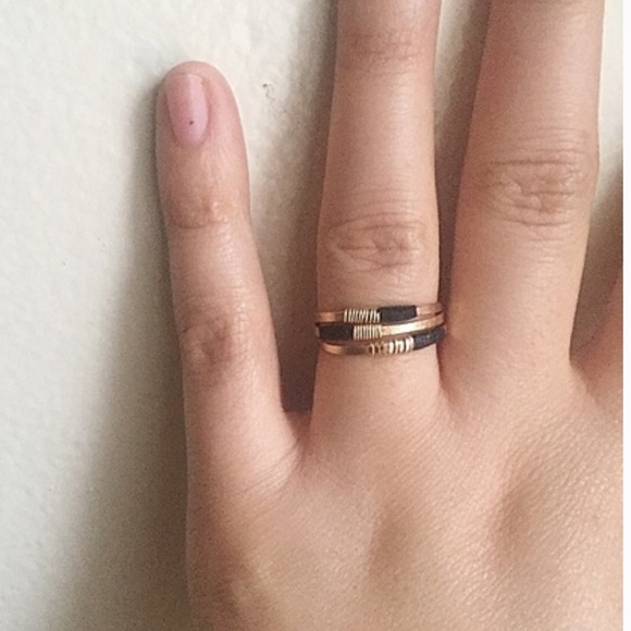 •14k gold fill ring• - Picture 2 of 2