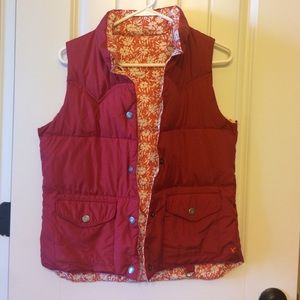 American Eagle reversible vest