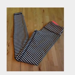 I AM SEARCHING FOR THESE LULULEMONS