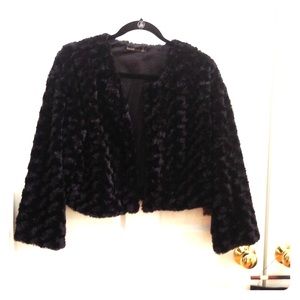 Black faux mink Bolero