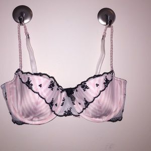 VS bra and garter size 32d