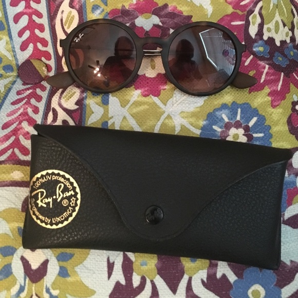 RB4222 RAY-BANS - Picture 2 of 4