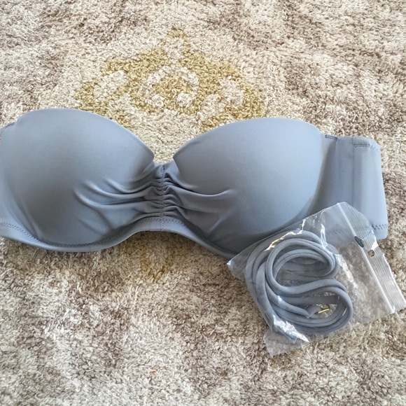 Victoria's Secret Other - BNWT Victoria's Secret swimsuit top