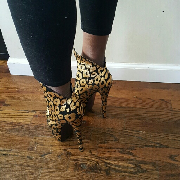 Cheetah Pumps - Picture 2 of 3