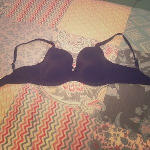 Victoria Secret Body by Victoria 34DD Bra
