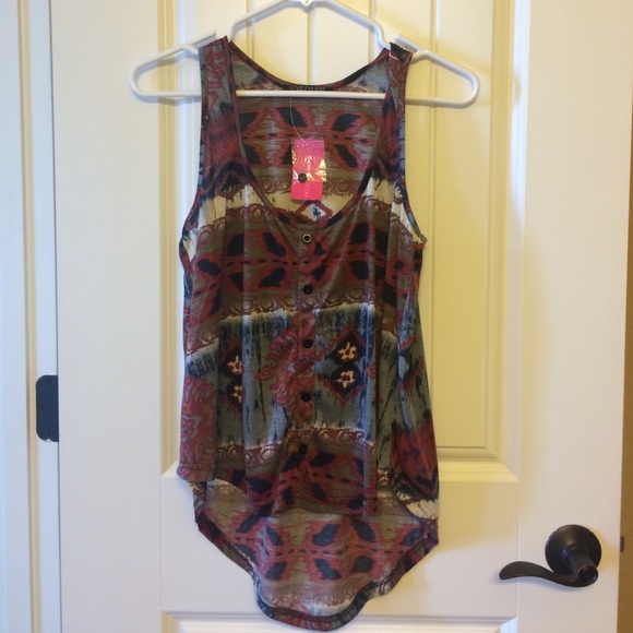 NWT Love Culture Tank