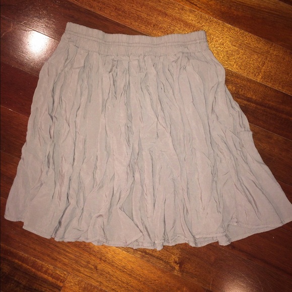Brandy Melville beige skirt