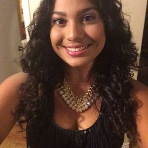 Meet your Posher, Tania