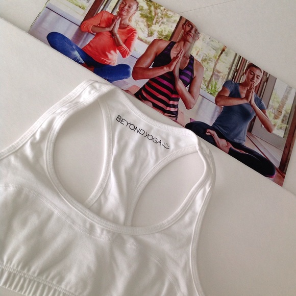Beyond Yoga bra top