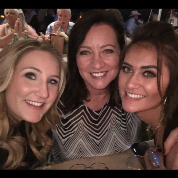 Hi! I'm Crystal Lavery - Picture 6 of 7